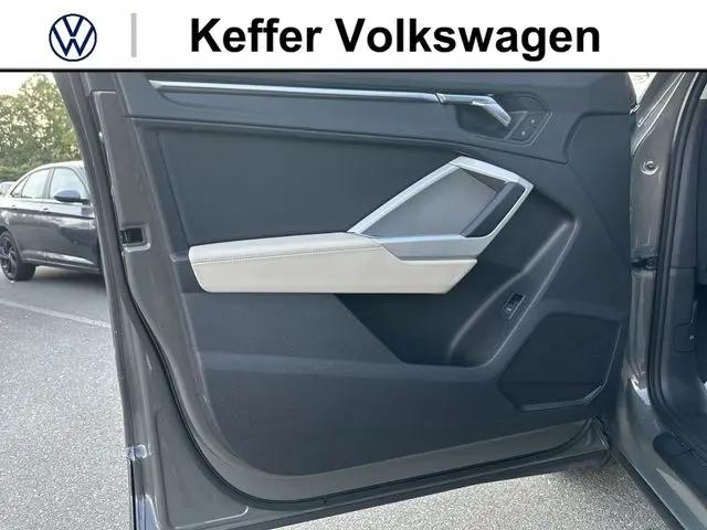 2020 Audi Q3 Premium Plus 45 TFSI quattro Tiptronic