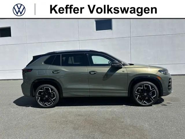 2026 Volkswagen Tiguan SEL R-Line Turbo