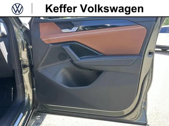 2026 Volkswagen Tiguan SEL R-Line Turbo