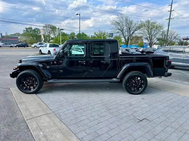 2023 Jeep Gladiator Sport