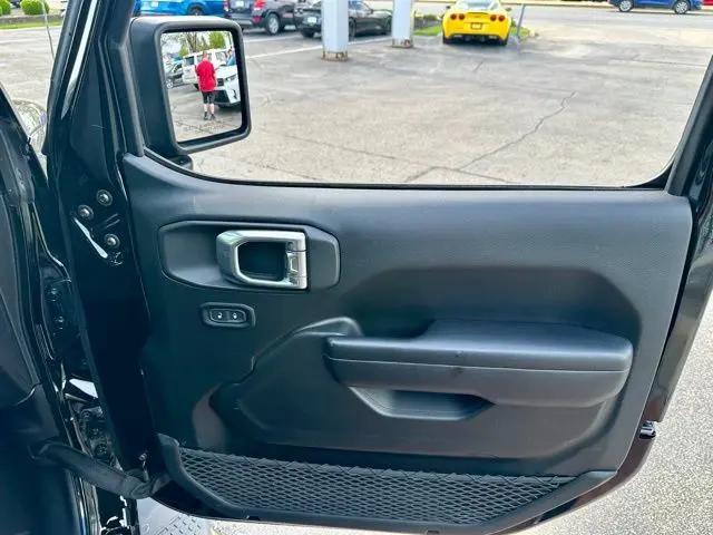 2023 Jeep Gladiator Sport