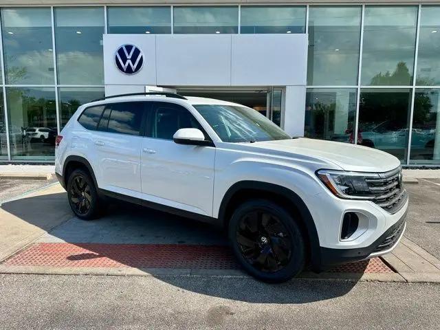 2026 Volkswagen Atlas SE with Technology for sale in Clarksville, IN