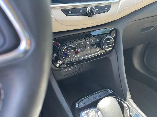 2023 Buick Encore GX Essence FWD