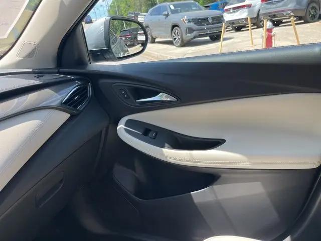 2023 Buick Encore GX Essence FWD
