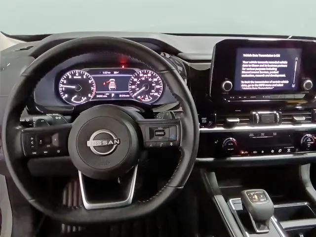 2025 Nissan Pathfinder SV 4WD