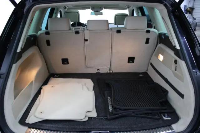 2016 Volkswagen Touareg VR6 Lux