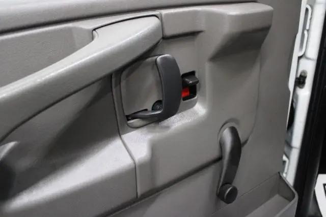 2013 Chevrolet Express LS