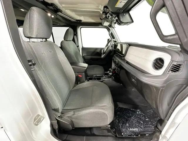 2024 Jeep Wrangler 4xe Sahara 4xe