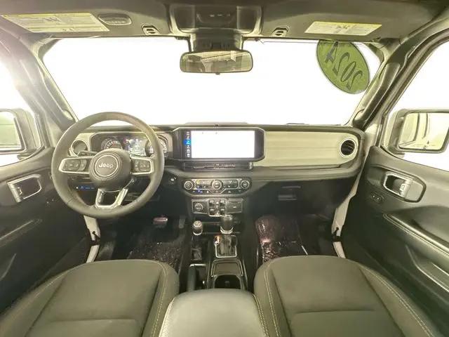 2024 Jeep Wrangler 4xe Sahara 4xe