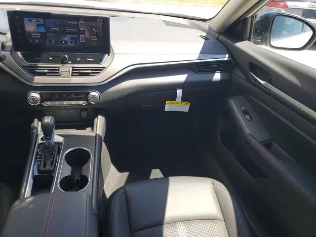 2026 Nissan Altima SR FWD