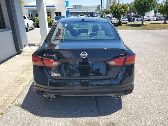 2026 Nissan Altima SR FWD