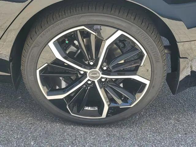 2026 Nissan Altima SR FWD