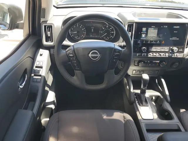 2026 Nissan Frontier Crew Cab SV 4x2