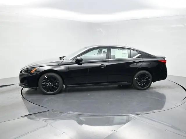 2026 Nissan Altima SV FWD