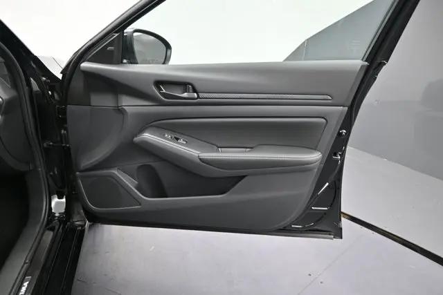 2026 Nissan Altima SV FWD