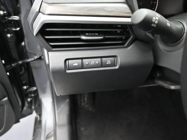 2026 Nissan Altima SV FWD