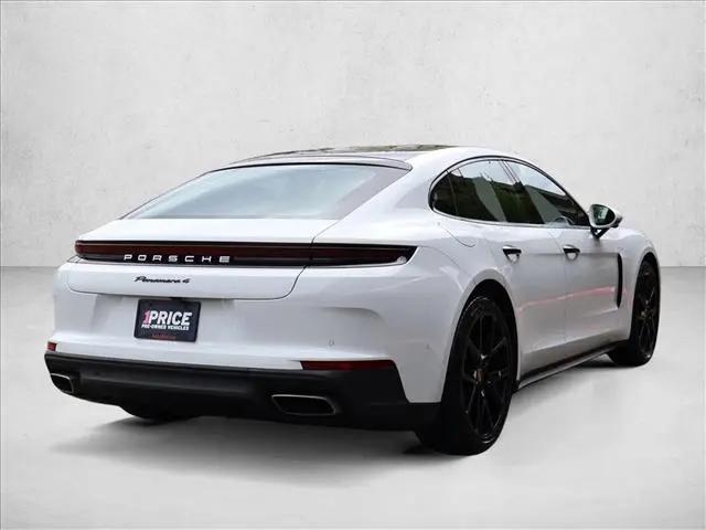 2025 Porsche Panamera 4