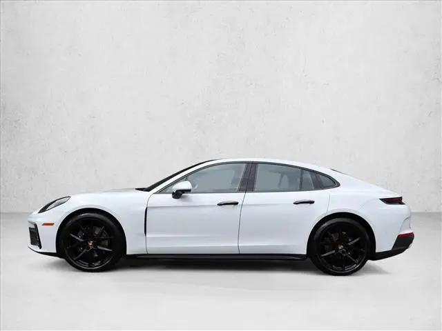 2025 Porsche Panamera 4