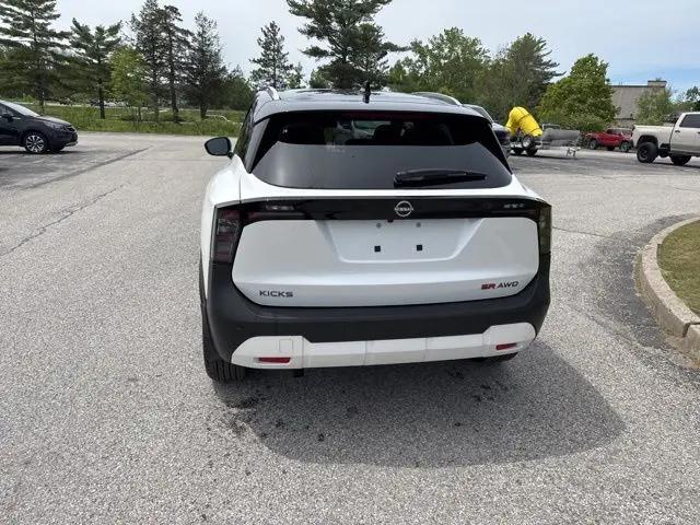 2026 Nissan Kicks SR