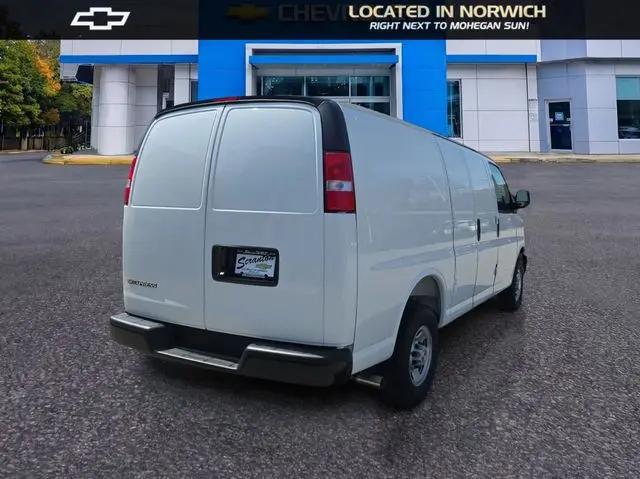 2026 Chevrolet Express Cargo Van 2500 Regular Wheelbase, WT, RWD