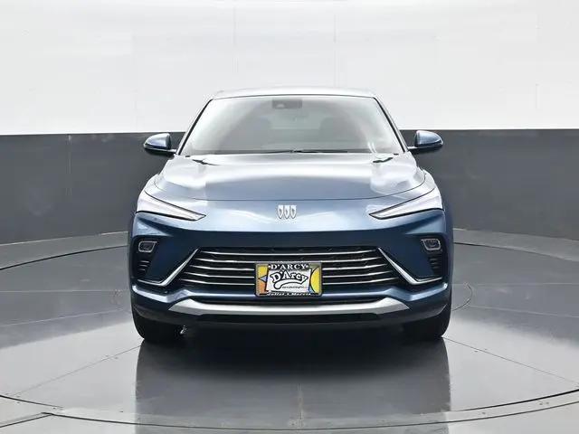 2026 Buick NV Preferred FWD