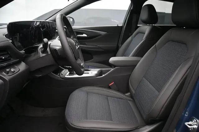 2026 Buick NV Preferred FWD