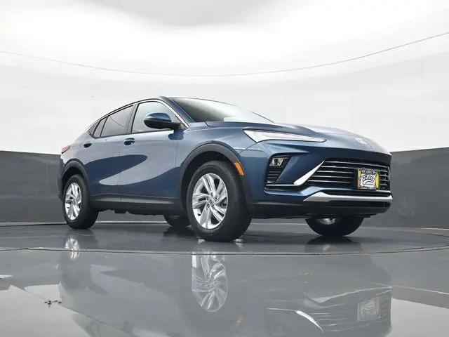 2026 Buick NV Preferred FWD