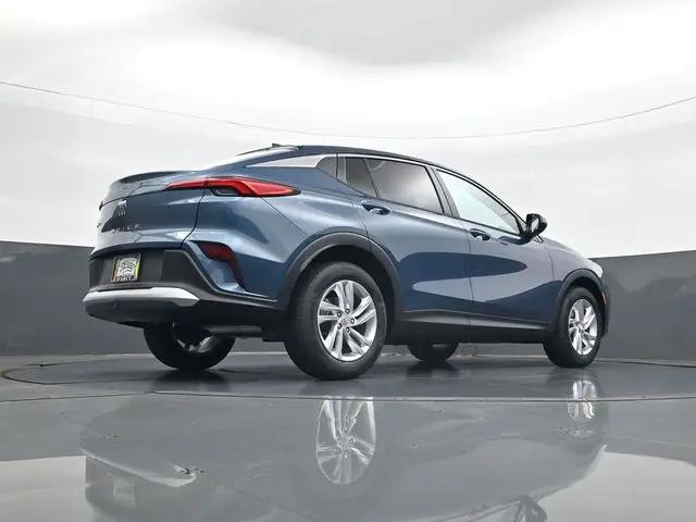 2026 Buick NV Preferred FWD