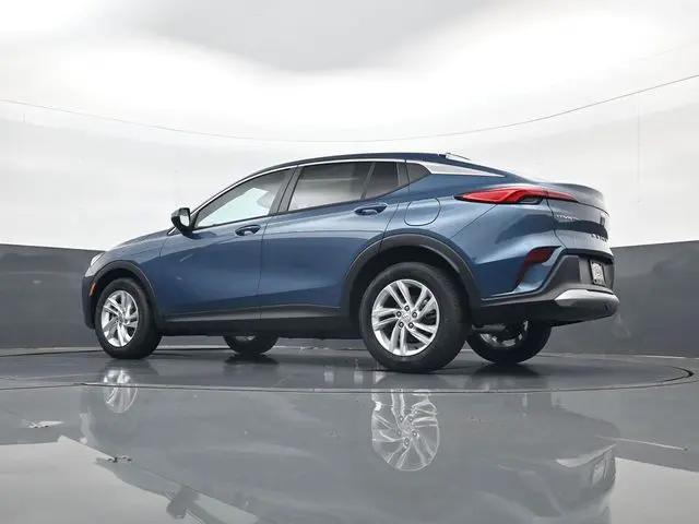 2026 Buick NV Preferred FWD