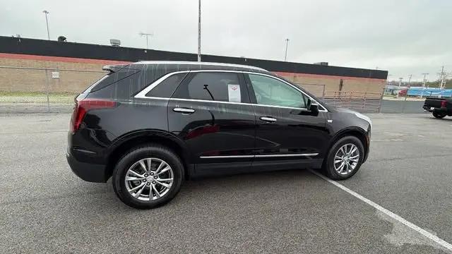2022 Cadillac XT5 AWD Premium Luxury