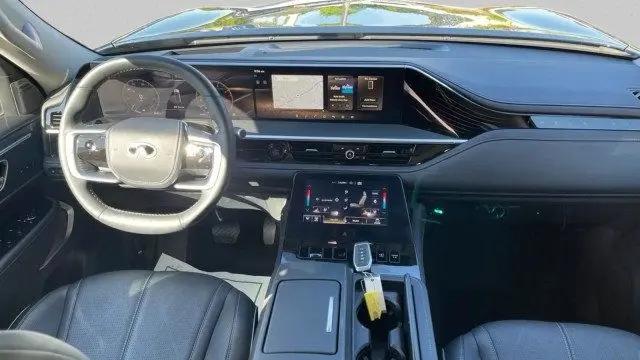 2025 INFINITI QX80 SENSORY AWD