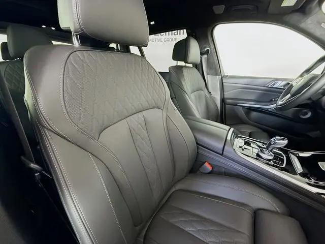 2023 BMW xB ALPINA XB7