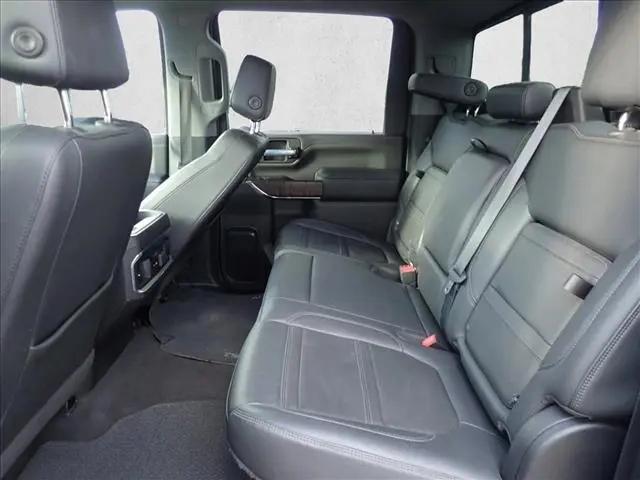 2022 GMC Sierra 3500HD 4WD Crew Cab Standard Bed Denali