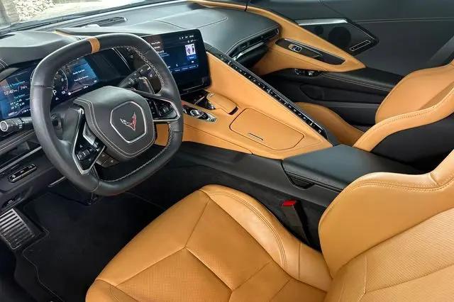 2025 Chevrolet Corvette Stingray RWD Coupe 2LT