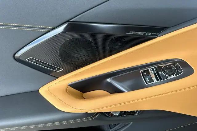 2025 Chevrolet Corvette Stingray RWD Coupe 2LT