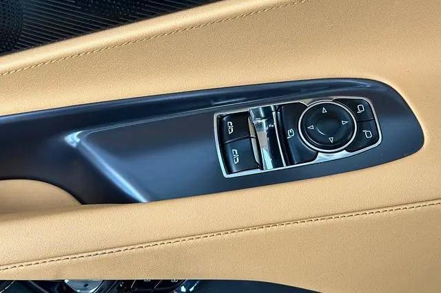 2025 Chevrolet Corvette Stingray RWD Coupe 2LT