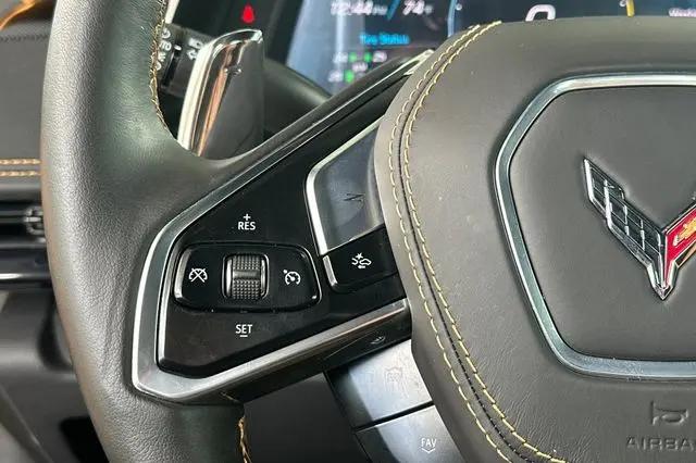 2025 Chevrolet Corvette Stingray RWD Coupe 2LT