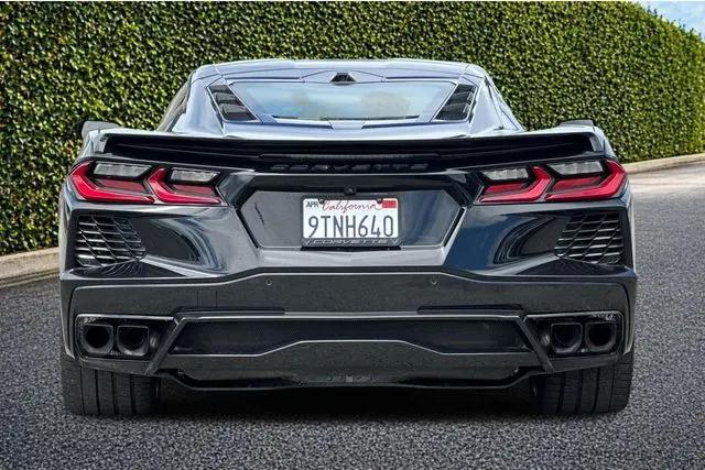 2025 Chevrolet Corvette Stingray RWD Coupe 2LT