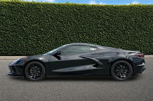 2025 Chevrolet Corvette Stingray RWD Coupe 2LT