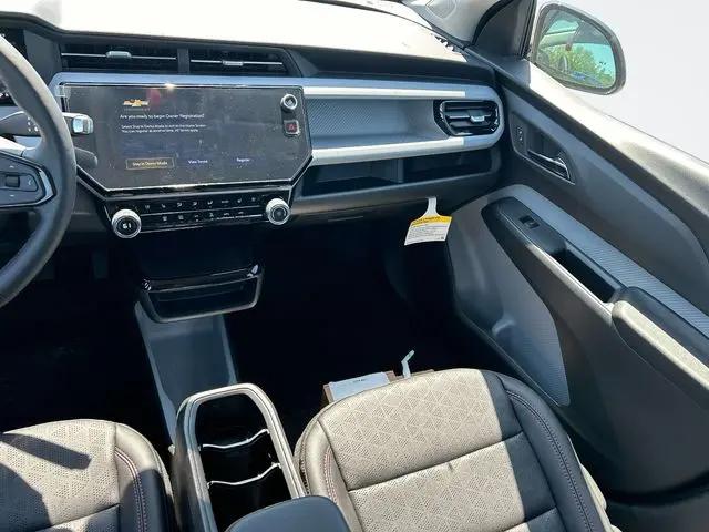 2027 Chevrolet Bolt RS FWD