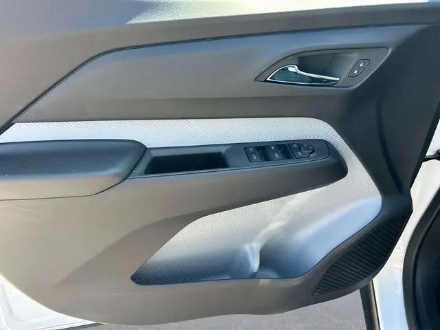 2027 Chevrolet Bolt RS FWD