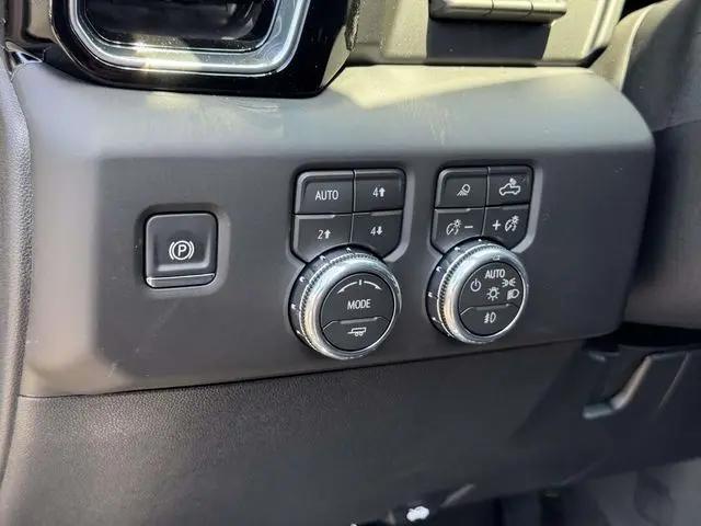 2026 GMC Sierra 3500HD Crew Cab, Long Bed, Denali Dual Rear Wheel, 4WD