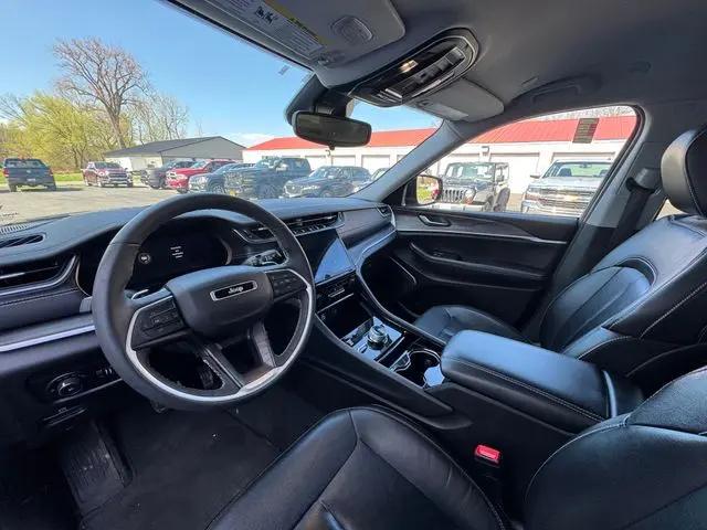 2023 Jeep Grand Cherokee L Limited 4x4