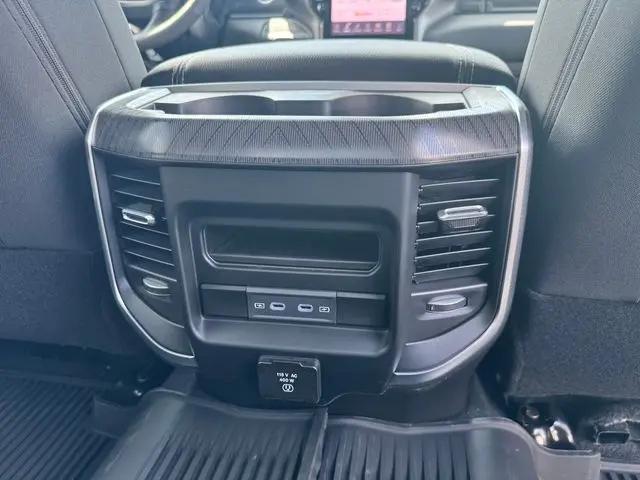 2026 Ram 3500 Big Horn Crew Cab 4x4 8' Box