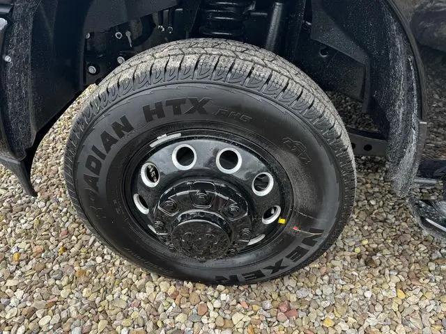 2026 Ram 3500 Big Horn Crew Cab 4x4 8' Box