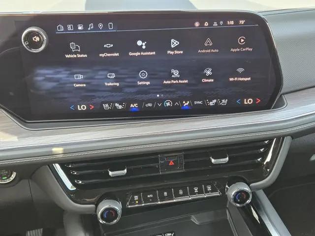 2026 Chevrolet Suburban Premier, 4WD