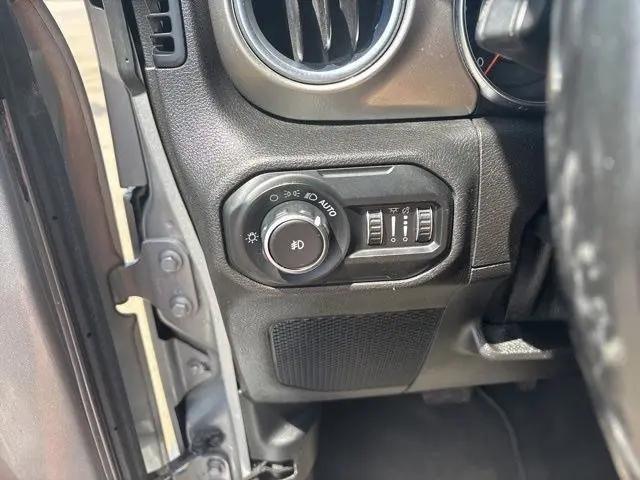 2020 Jeep Wrangler Sahara 4x4