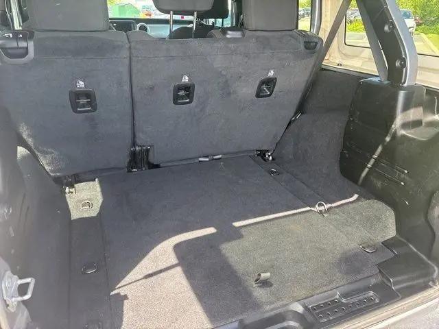 2020 Jeep Wrangler Sahara 4x4