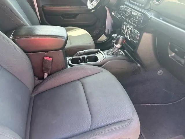 2020 Jeep Wrangler Sahara 4x4