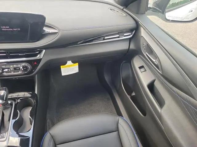 2026 Buick NV Sport Touring FWD